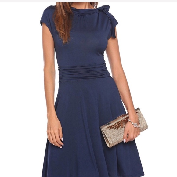 Dresses & Skirts - Short sleeved dress